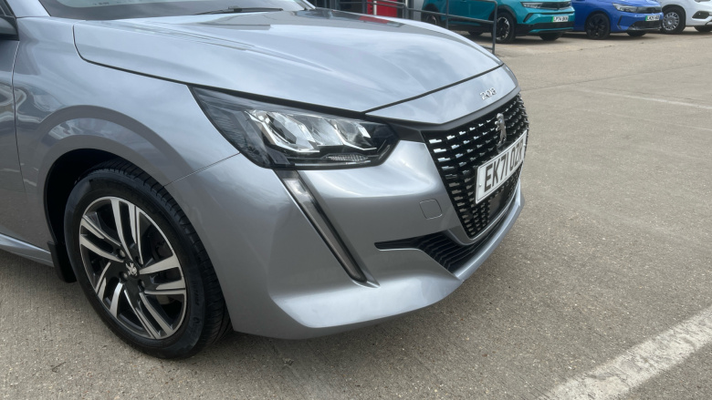 Peugeot 208 1.2 PureTech 100 Allure Premium 5dr Petrol Hatchback